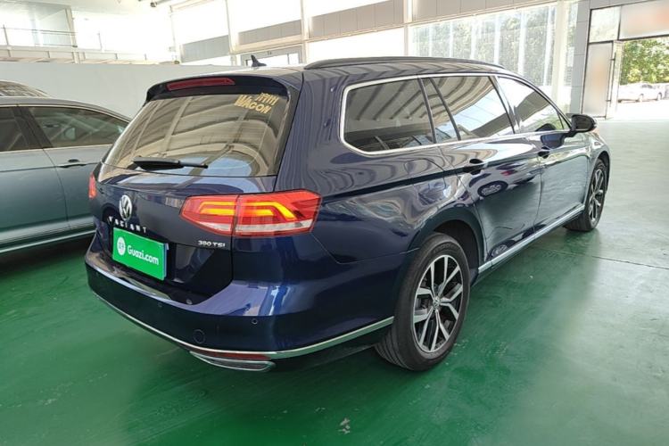 Used Volkswagen Variant 2018 380TSI Two-Wheel Drive Comfort Edition Rear Right 45 Deg