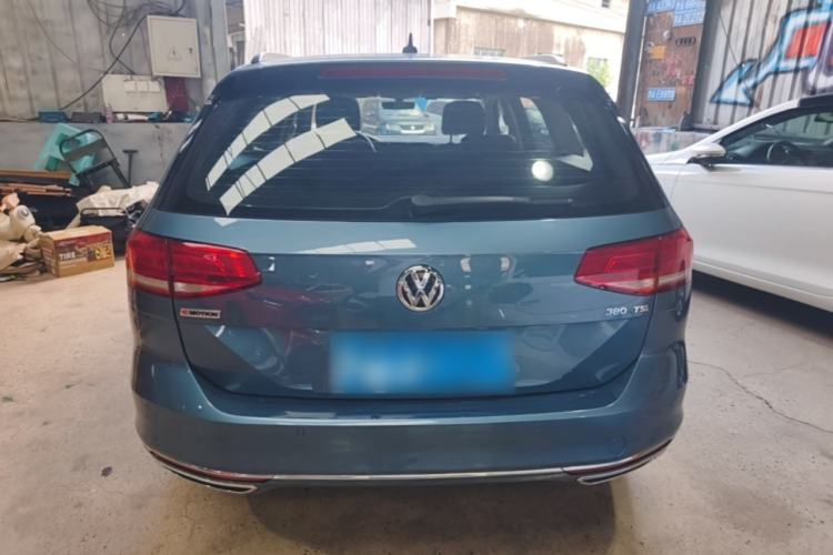Used Volkswagen Variant 2018 380TSI Two-Wheel Drive Comfort Edition Rear