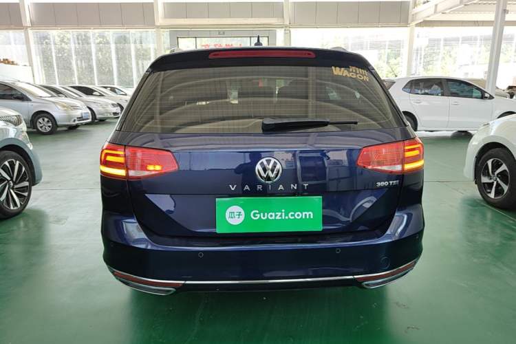 Used Volkswagen Variant 2018 380TSI Two-Wheel Drive Comfort Edition Rear