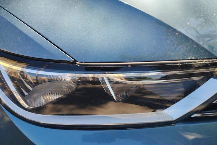 Used Volkswagen Variant 2018 380TSI Two-Wheel Drive Comfort Edition Right Front Headlight