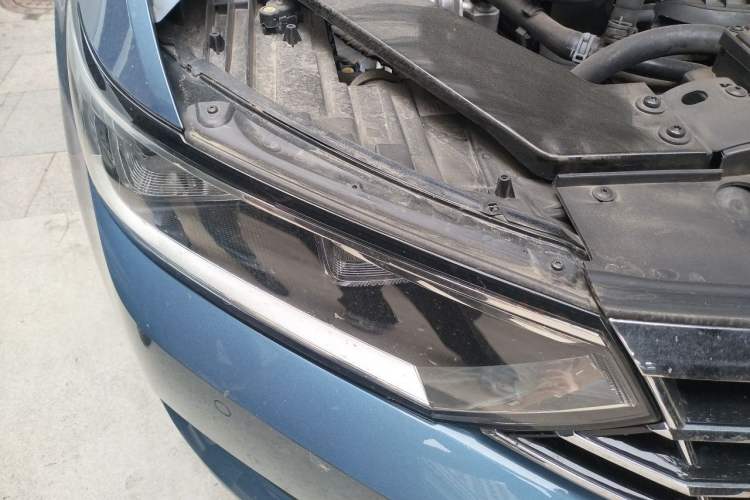 Used Volkswagen Variant 2018 380TSI Two-Wheel Drive Comfort Edition Right Front Headlight