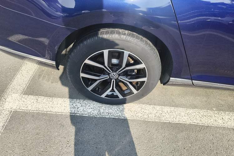 Used Volkswagen Variant 2018 380TSI Two-Wheel Drive Comfort Edition Right Rear Wheel Hub