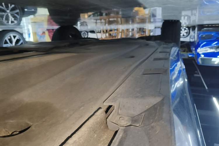 Used Volkswagen Variant 2018 380TSI Two-Wheel Drive Comfort Edition Right Side Sill
