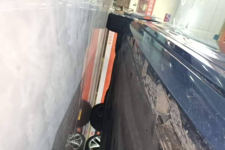 Used Volkswagen Variant 2018 380TSI Two-Wheel Drive Comfort Edition Right Side Sill