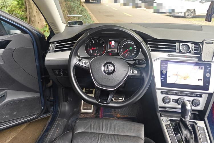 Used Volkswagen Variant 2018 380TSI Two-Wheel Drive Comfort Edition Steering Wheel