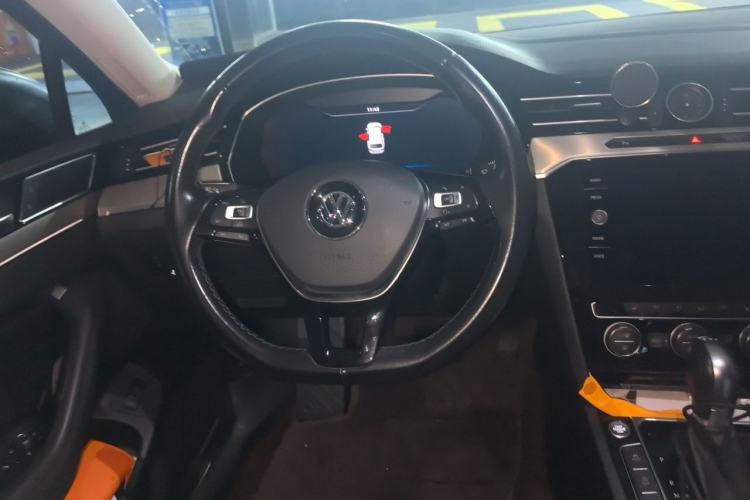 Used Volkswagen Variant 2018 380TSI Two-Wheel Drive Comfort Edition Steering Wheel