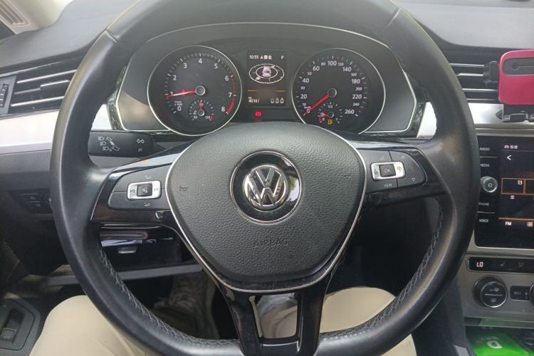 Used Volkswagen Variant 2018 380TSI Two-Wheel Drive Comfort Edition Steering Wheel
