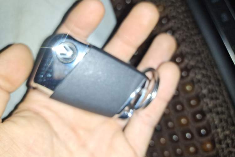 Used Volkswagen Variant 2018 380TSI Two-Wheel Drive Comfort Edition Vehicle Key
