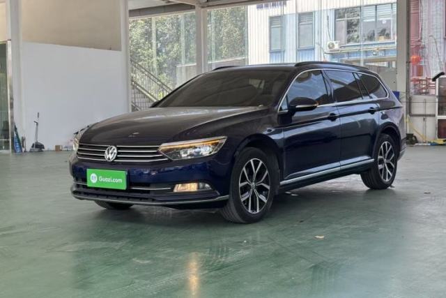 Ojetý Volkswagen Variant 2018 380TSI Two-Wheel Drive Comfort Edition