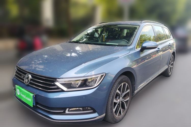 Used Volkswagen Variant 2018 380TSI Two-Wheel Drive Comfort Edition Guazi used car, China used car export, Used car for sale, Used  cars, Cheapest cars for sale