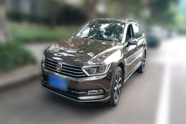 Volkswagen Variant 2018 380TSI Two-Wheel Drive Comfort Edition usado