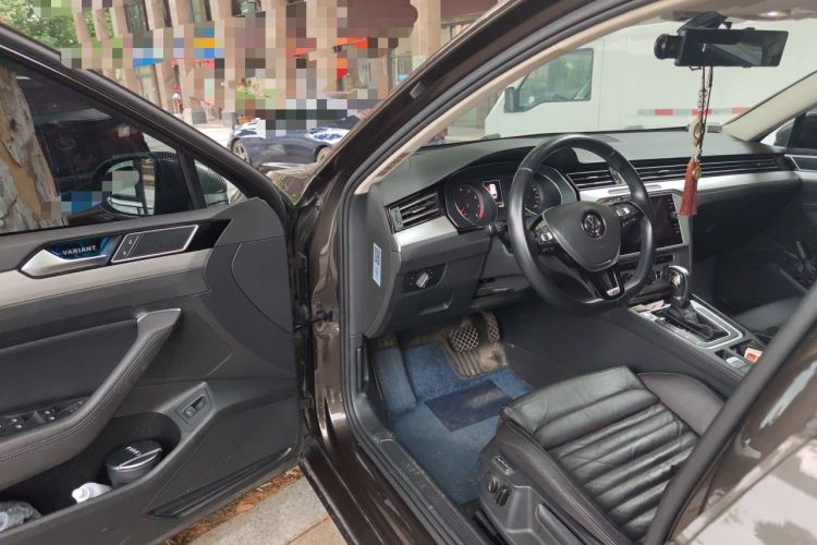 Used Volkswagen Variant 2018 380TSI Two-Wheel Drive Comfort Edition Driver Seat
