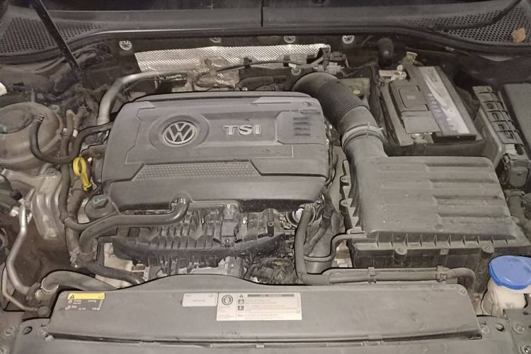 Used Volkswagen Variant 2018 380TSI Two-Wheel Drive Comfort Edition Engine Bay