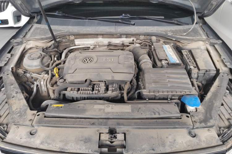 Used Volkswagen Variant 2018 380TSI Two-Wheel Drive Comfort Edition Engine Bay