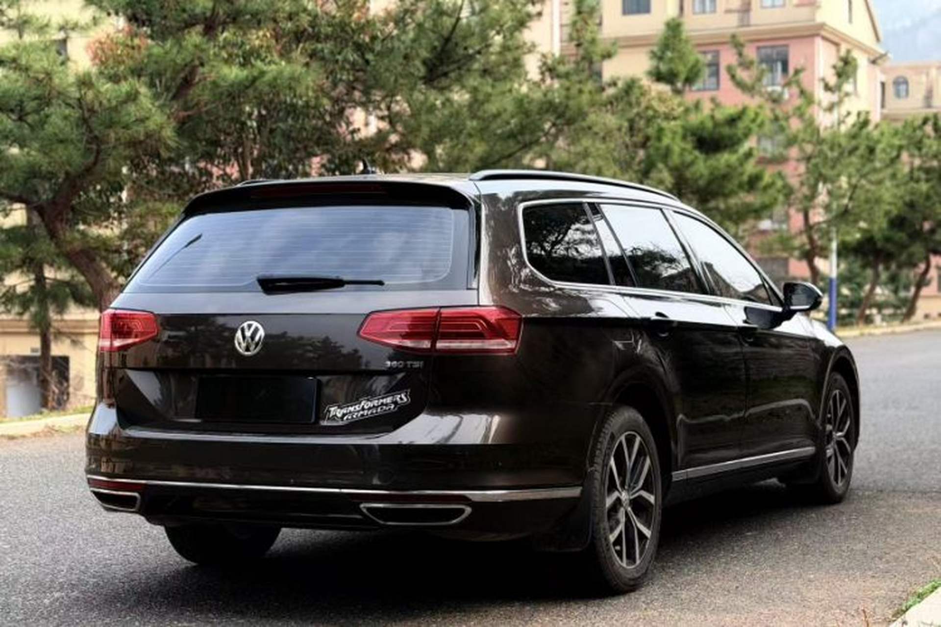 Used Volkswagen Variant 2018 380TSI Two-Wheel Drive Comfort Edition Exterior 3