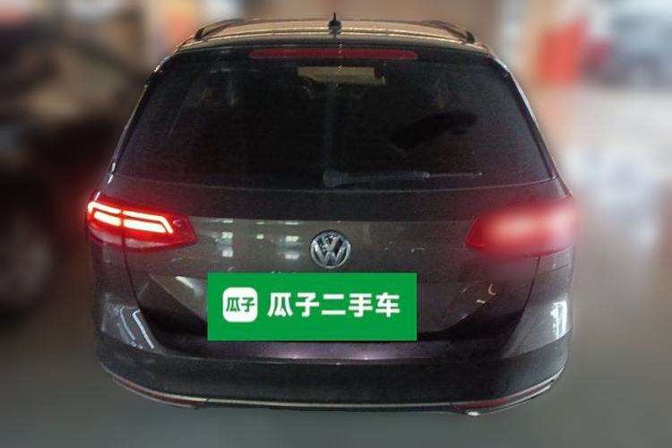 Used Volkswagen Variant 2018 380TSI Two-Wheel Drive Comfort Edition Exterior 4