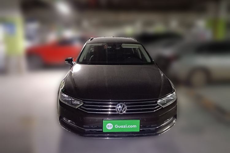 Used Volkswagen Variant 2018 380TSI Two-Wheel Drive Comfort Edition Front