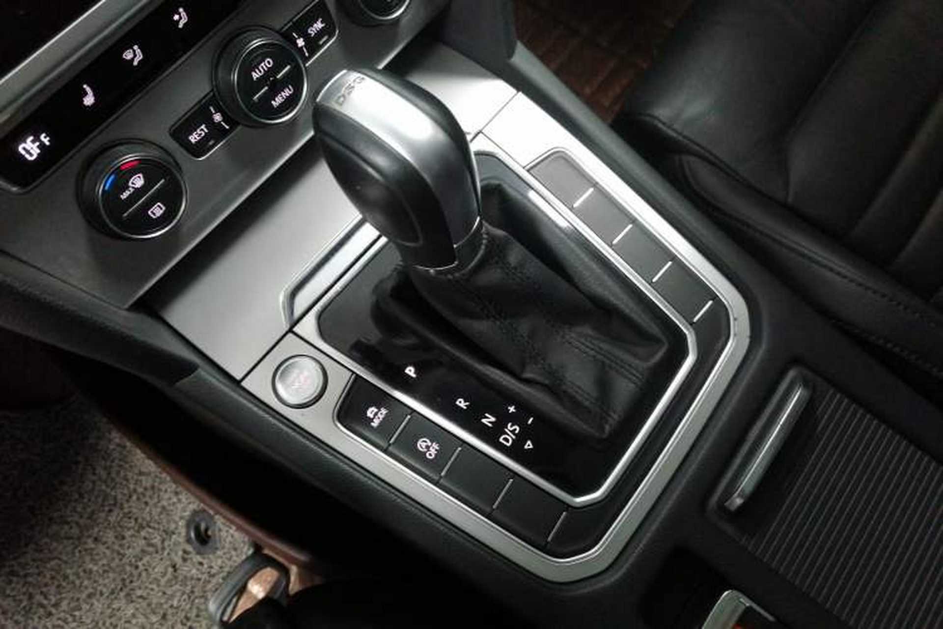 Used Volkswagen Variant 2018 380TSI Two-Wheel Drive Comfort Edition Gear Lever