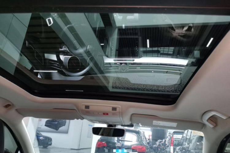 Used Volkswagen Variant 2018 380TSI Two-Wheel Drive Comfort Edition Headliner