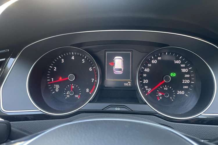 Used Volkswagen Variant 2018 380TSI Two-Wheel Drive Comfort Edition Instrument Cluster