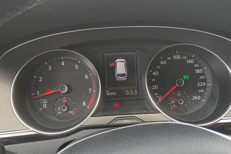 Used Volkswagen Variant 2018 380TSI Two-Wheel Drive Comfort Edition Instrument Cluster