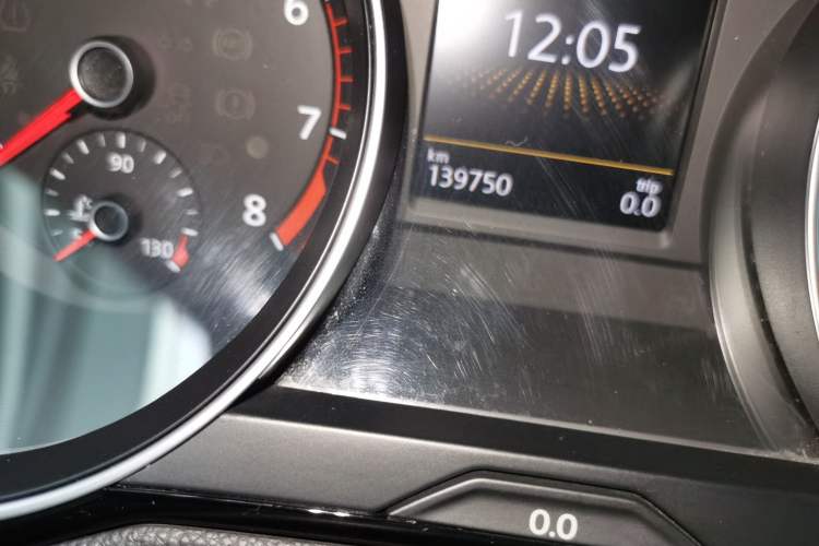 Used Volkswagen Variant 2018 380TSI Two-Wheel Drive Comfort Edition Instrument Cluster