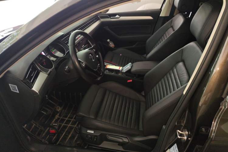Used Volkswagen Variant 2018 380TSI Two-Wheel Drive Comfort Edition Left Front Seat
