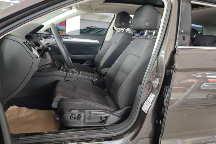 Used Volkswagen Variant 2018 280TSI Two-Wheel Drive Comfort Edition Left Front Seat