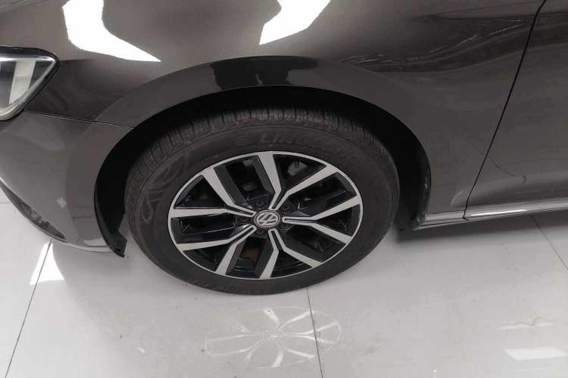 Used Volkswagen Variant 2018 380TSI Two-Wheel Drive Comfort Edition Left Front Wheel Hub