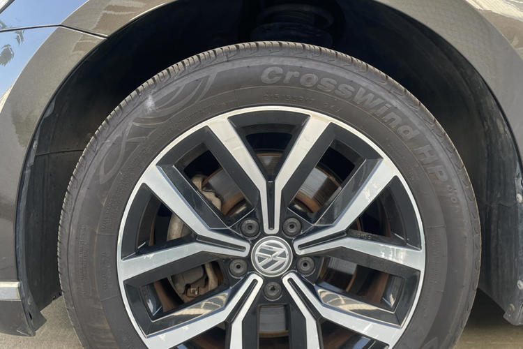 Used Volkswagen Variant 2018 380TSI Two-Wheel Drive Comfort Edition Left Front Wheel Hub