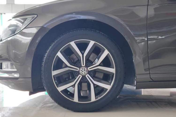 Used Volkswagen Variant 2018 280TSI Two-Wheel Drive Comfort Edition Left Front Wheel Hub