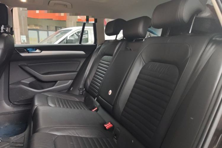 Used Volkswagen Variant 2018 380TSI Two-Wheel Drive Comfort Edition Left Rear Seat