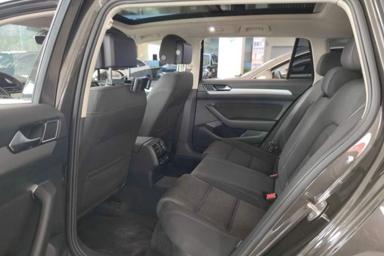 Used Volkswagen Variant 2018 280TSI Two-Wheel Drive Comfort Edition Left Rear Seat