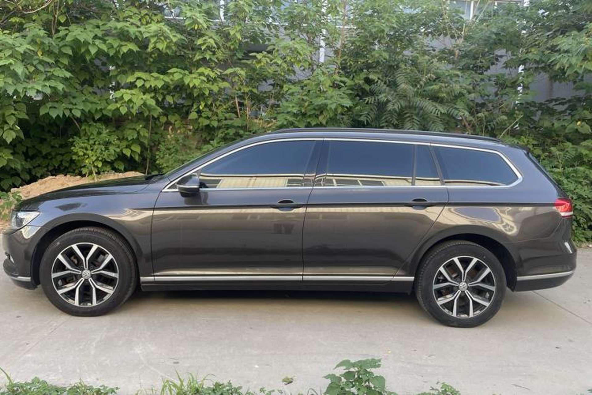 Used Volkswagen Variant 2018 380TSI Two-Wheel Drive Comfort Edition Left Side
