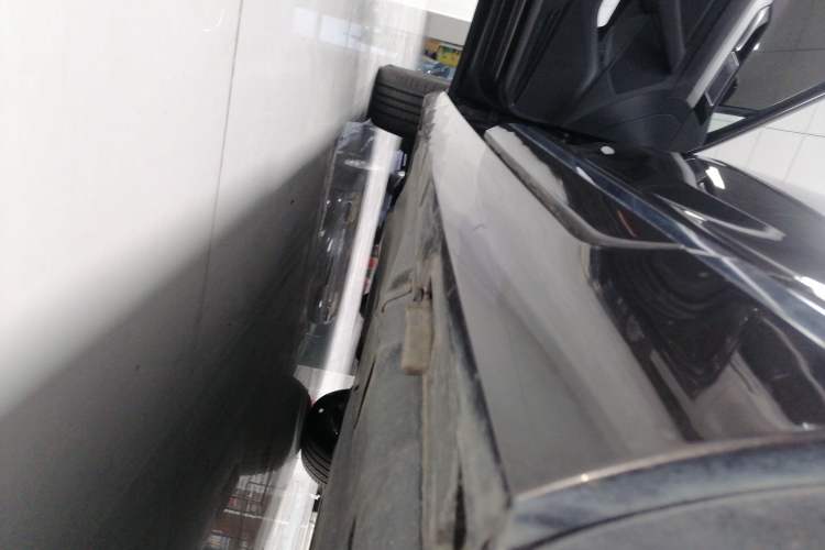 Used Volkswagen Variant 2018 380TSI Two-Wheel Drive Comfort Edition Left Side Sill