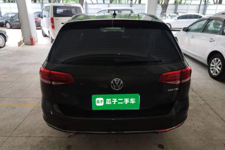 Used Volkswagen Variant 2018 380TSI Two-Wheel Drive Comfort Edition Rear