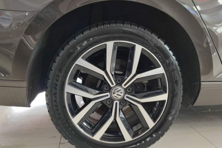 Used Volkswagen Variant 2018 280TSI Two-Wheel Drive Comfort Edition Right Rear Wheel Hub