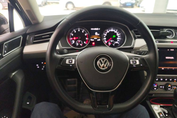 Used Volkswagen Variant 2018 380TSI Two-Wheel Drive Comfort Edition Steering Wheel