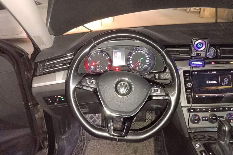 Used Volkswagen Variant 2018 380TSI Two-Wheel Drive Comfort Edition Steering Wheel