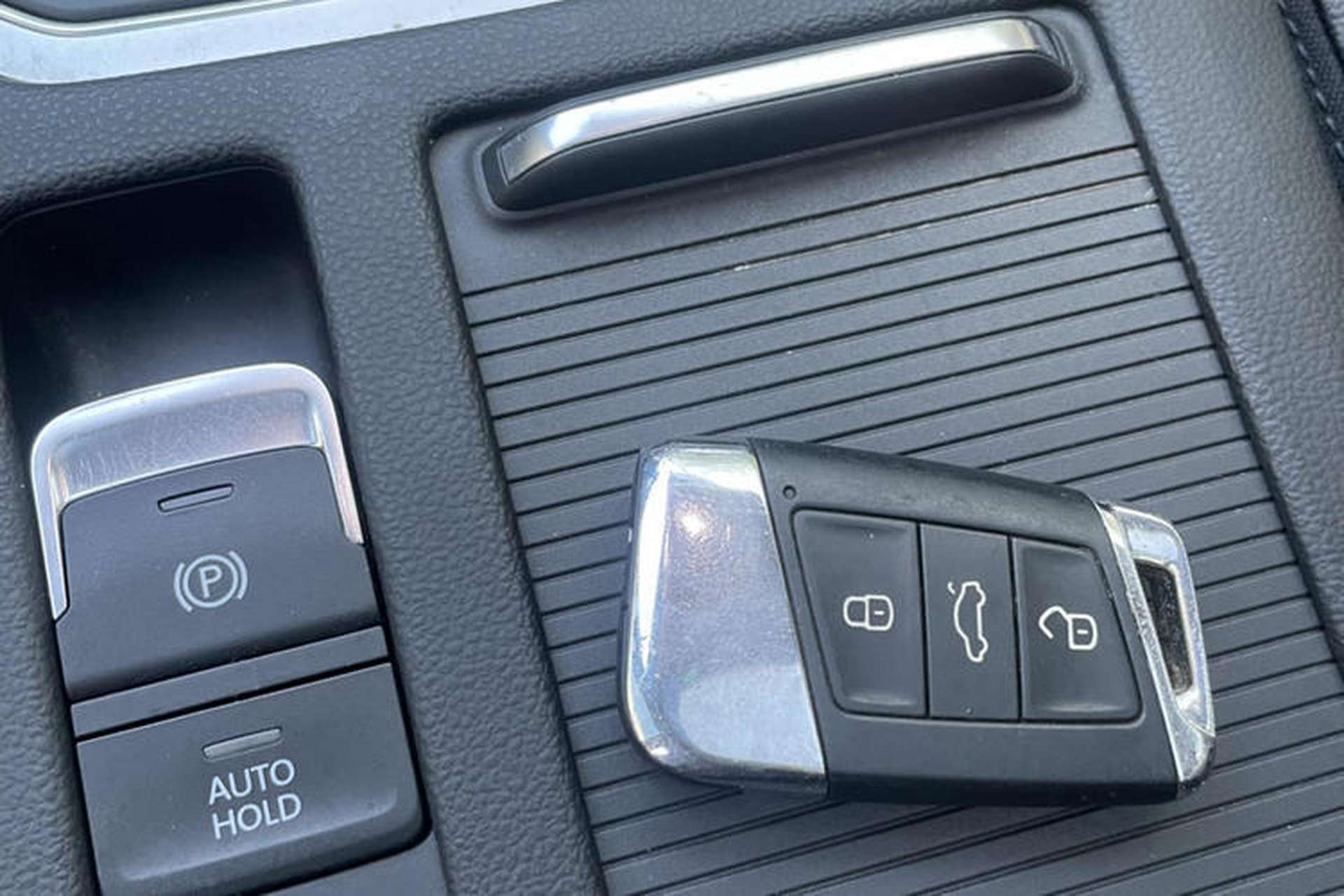 Used Volkswagen Variant 2018 380TSI Two-Wheel Drive Comfort Edition Vehicle Key