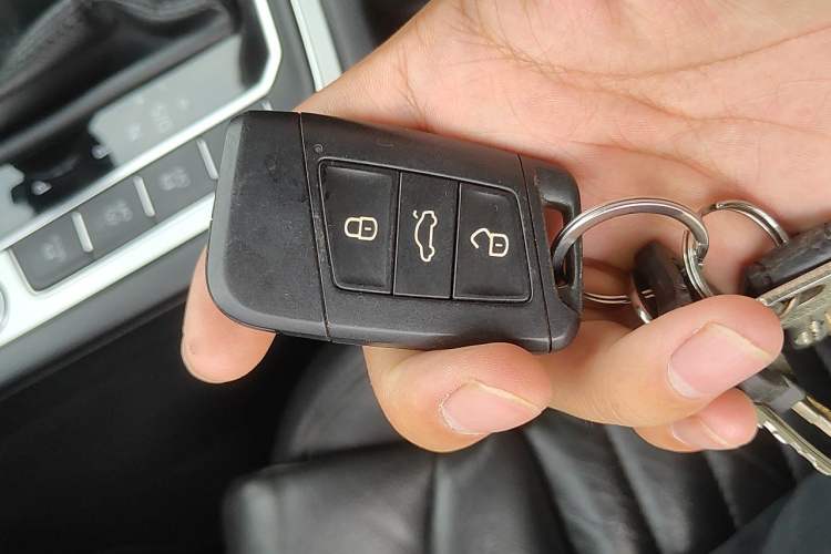 Used Volkswagen Variant 2018 380TSI Two-Wheel Drive Comfort Edition Vehicle Key