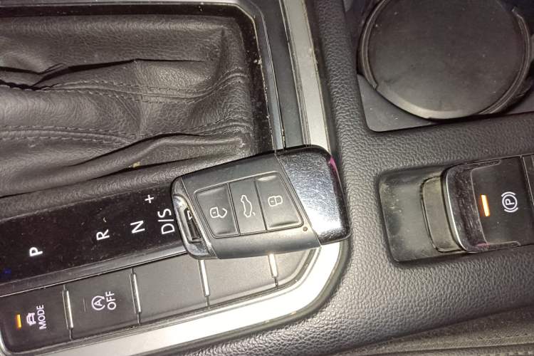Used Volkswagen Variant 2018 380TSI Two-Wheel Drive Comfort Edition Vehicle Key