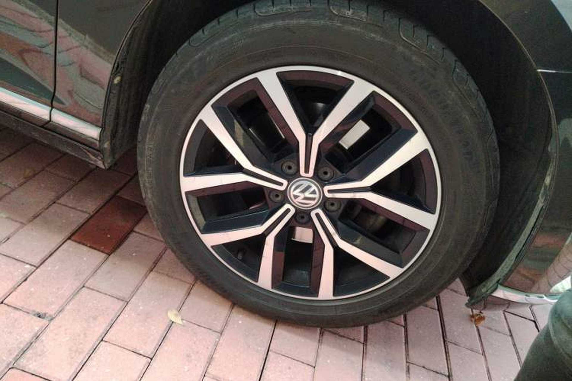 Used Volkswagen Variant 2018 380TSI Two-Wheel Drive Comfort Edition Right Front Wheel Hub