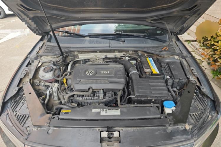 Used Volkswagen Variant 2018 380TSI Two-Wheel Drive Comfort Edition Engine Bay