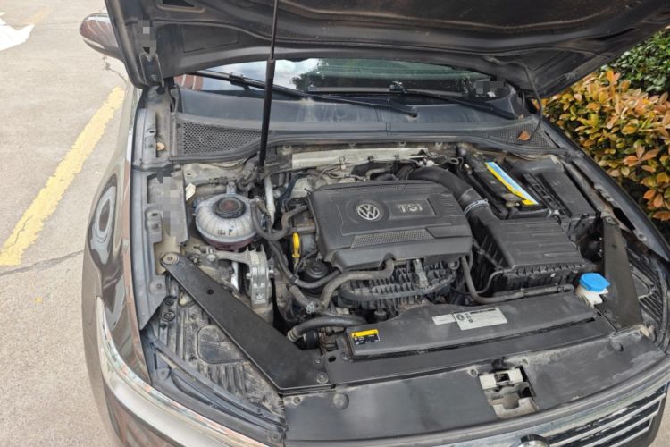Used Volkswagen Variant 2018 380TSI Two-Wheel Drive Comfort Edition Engine Bay Right