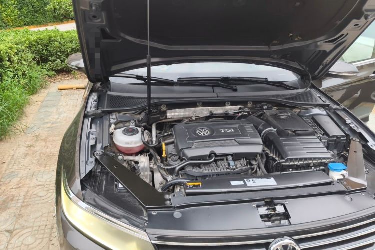 Used Volkswagen Variant 2018 380TSI Two-Wheel Drive Comfort Edition Engine Bay Right