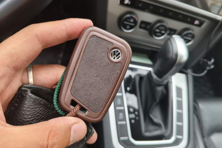Used Volkswagen Variant 2018 380TSI Two-Wheel Drive Comfort Edition Vehicle Key