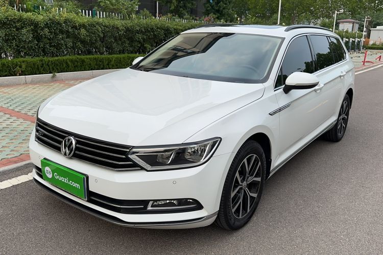 Used Volkswagen Variant 2018 380TSI Two-Wheel Drive Comfort Edition Guazi used car, China used car export, Used car for sale, Used  cars, Cheapest cars for sale