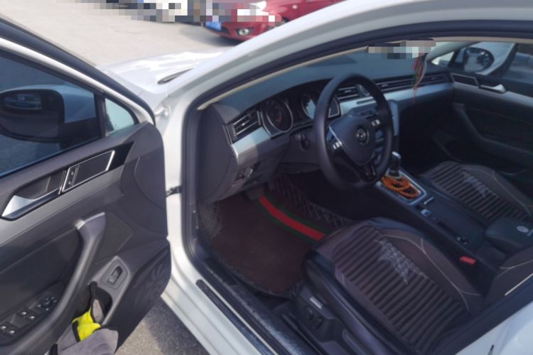Used Volkswagen Variant 2018 380TSI Two-Wheel Drive Comfort Edition Driver Seat