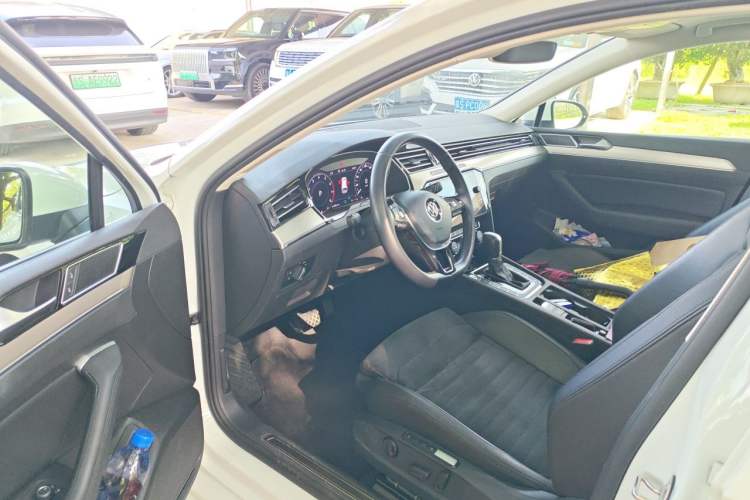Used Volkswagen Variant 2018 380TSI Two-Wheel Drive Comfort Edition Driver Seat